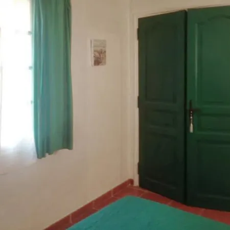 House Allee Paul Arene * سا سيرْ سور مير